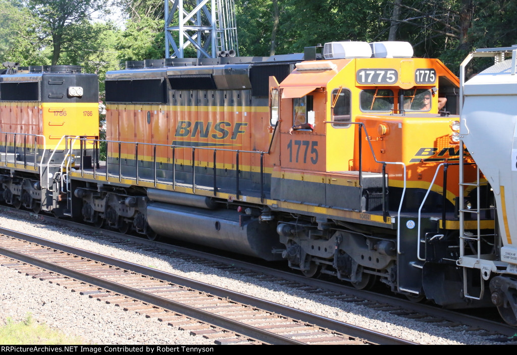 BNSF 1775